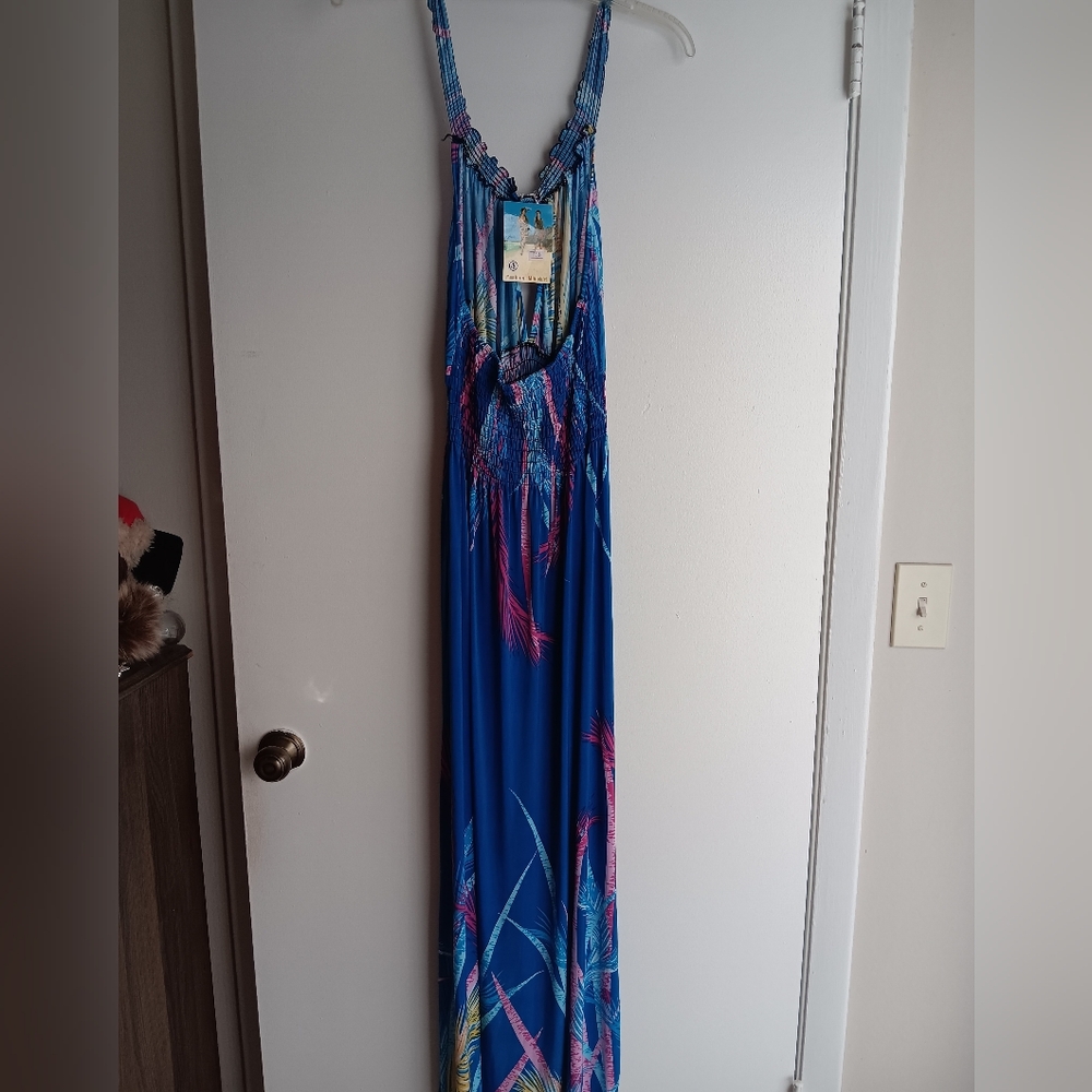 🚨Vibrant Blue Halter Maxi Dress NWT - Picture 2 of 6